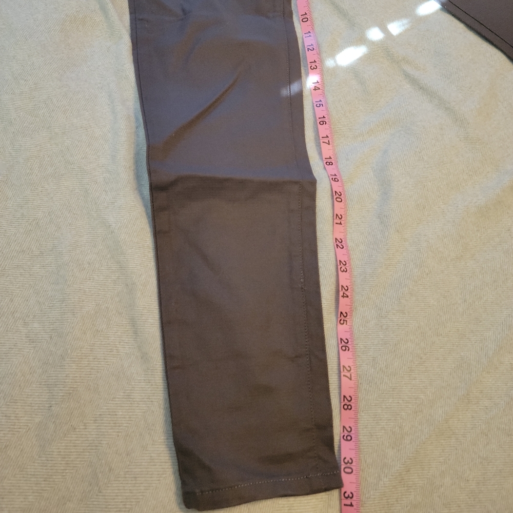 Club Monaco women pants size 28. Worn 2x - Picture 7 of 7